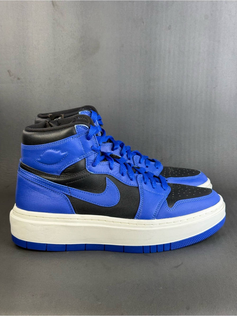 Nike Air Jordan 1 Elevate High OG Hyper Royal Retro Sneakers Womens size 9.5